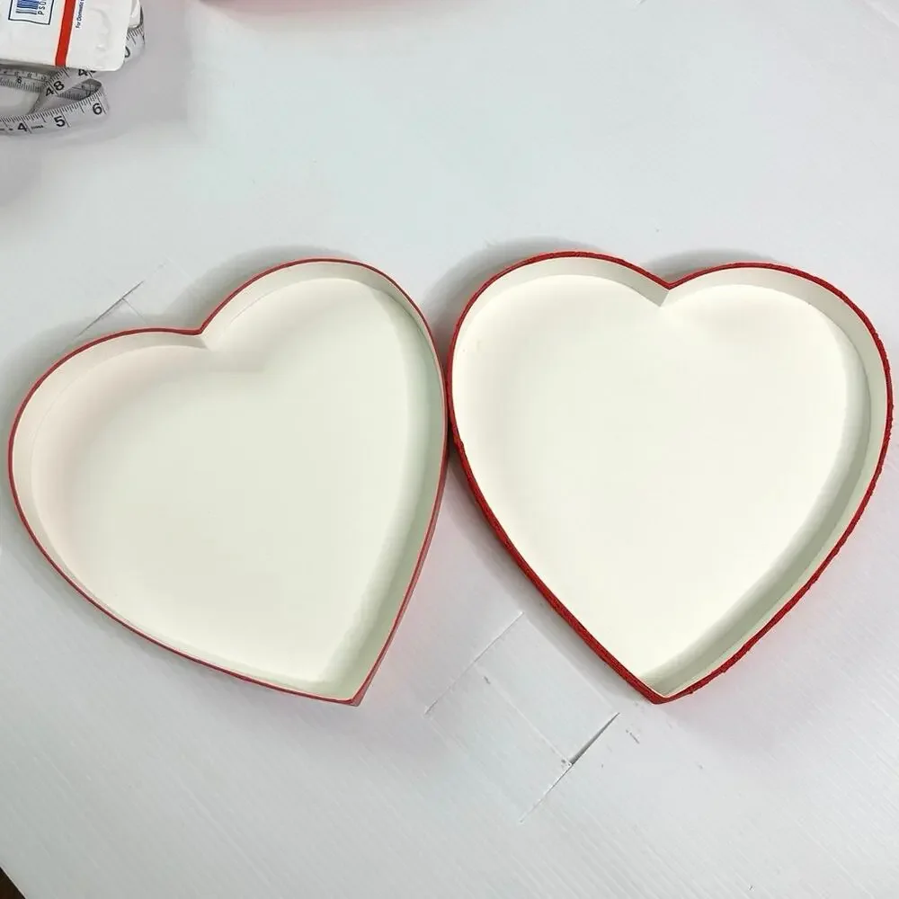 Red Heart Shaped‎ Fabric Rose Valentine Candy Gift Box